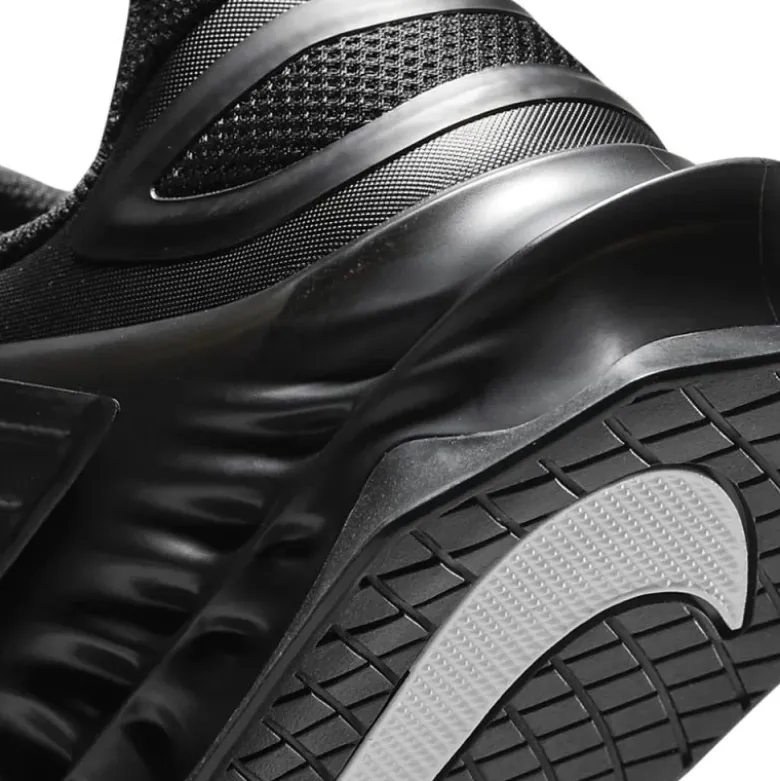 Nike Savaleos - Zwart