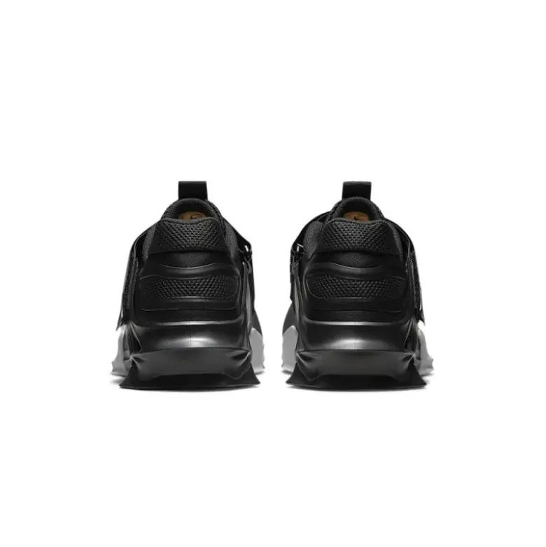 Nike Savaleos - Zwart